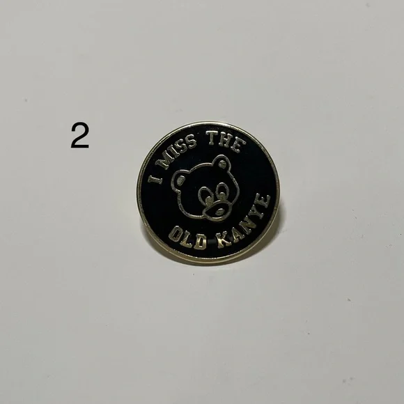 Kanye West Pin - Picture 4 of 9
